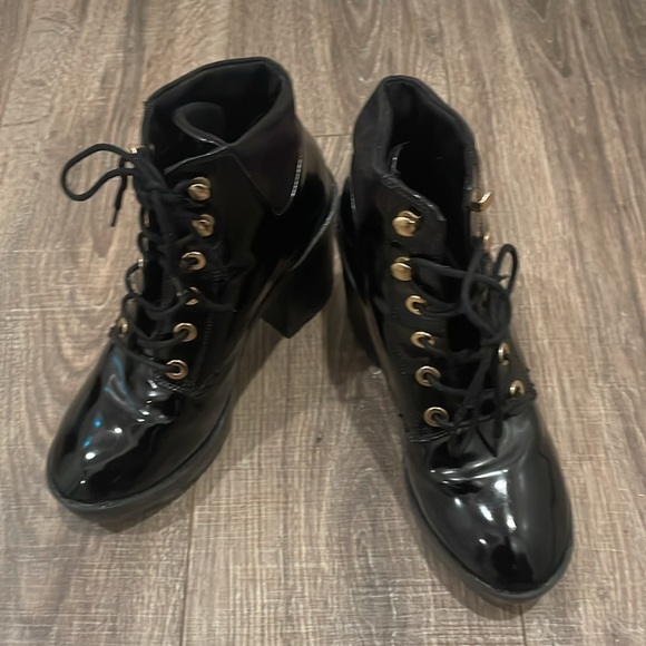 Black Aldo Heeled Boots - Picture 4 of 6
